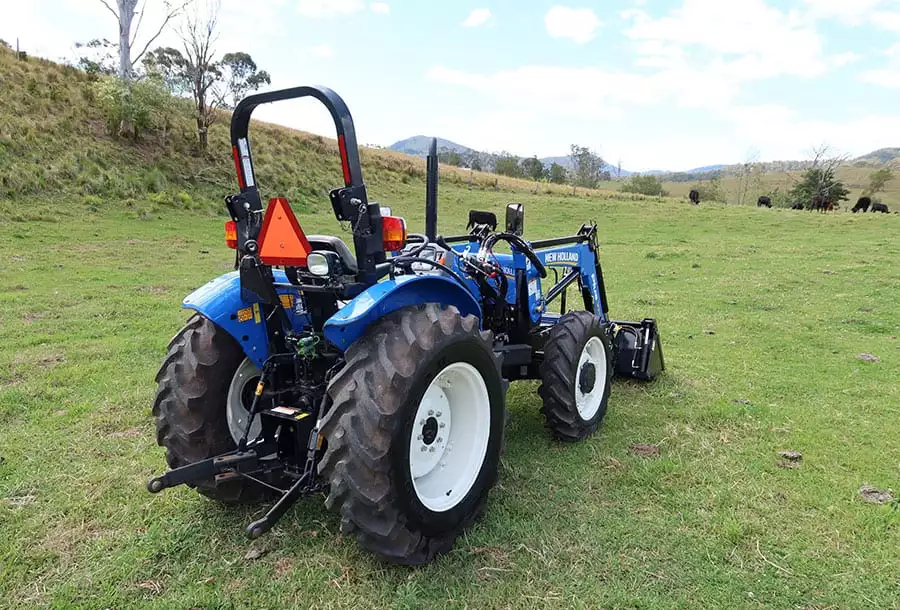 new-holland-tt350-tractor.webp